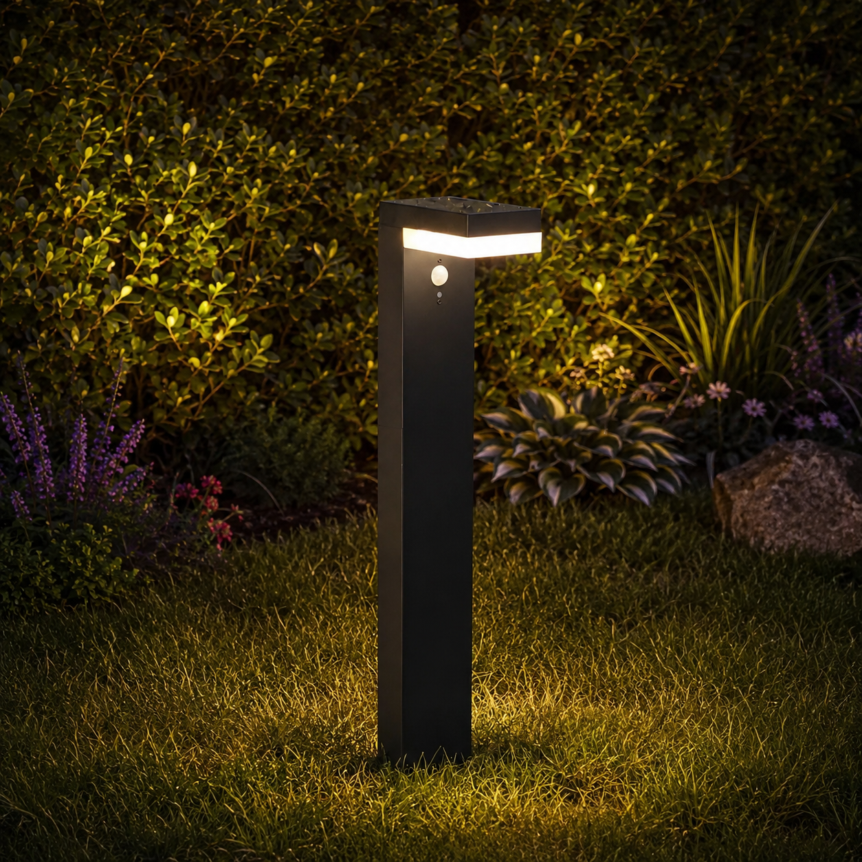 Balise solaire à fixer ou planter LED blanc chaud avec détecteur de mouvement CENOVA TALL H50cm