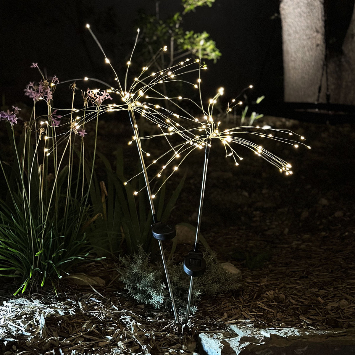 Lot de 4 balises solaires à piquer effet feu d'artifice micro LED blanc chaud 4x FIREWORKS SPIKE H97cm