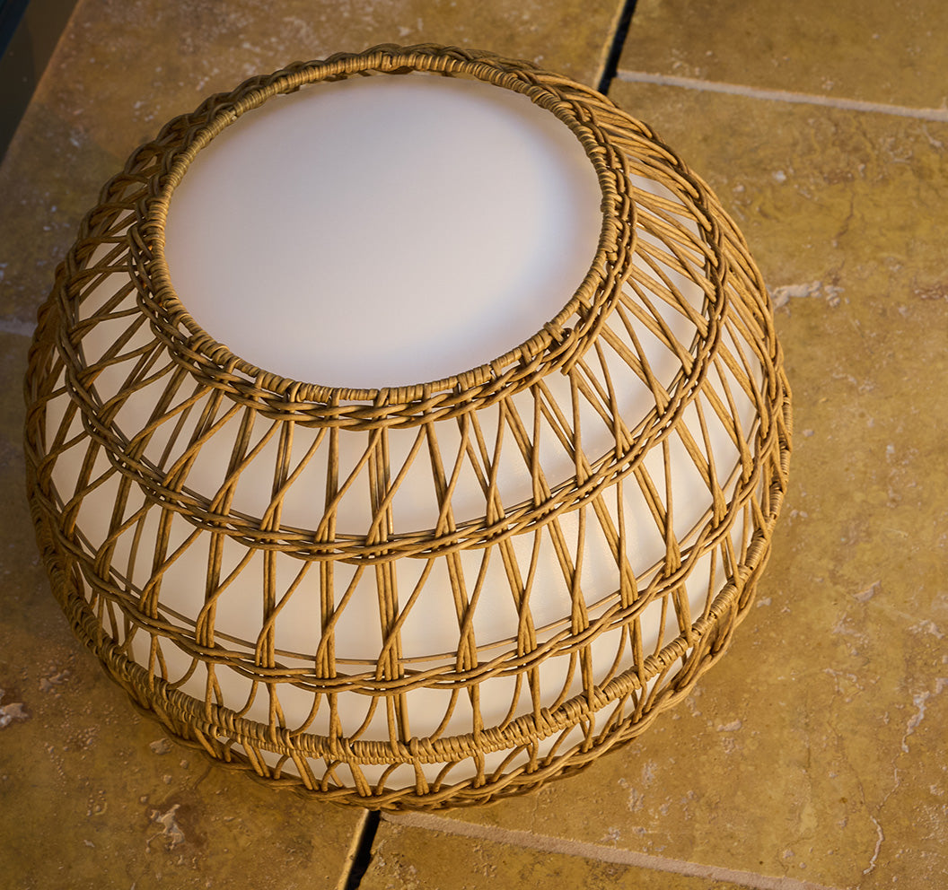 Boule lumineuse filaire avec coque poly rotin amovible pour extérieur LED blanc BOBBY W40 DRESS ∅40cm culot E27