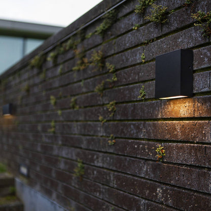Applique murale d'extérieur sur secteur GEMINI XF BLACK  aluminium noir LED blanc chaud H11cm