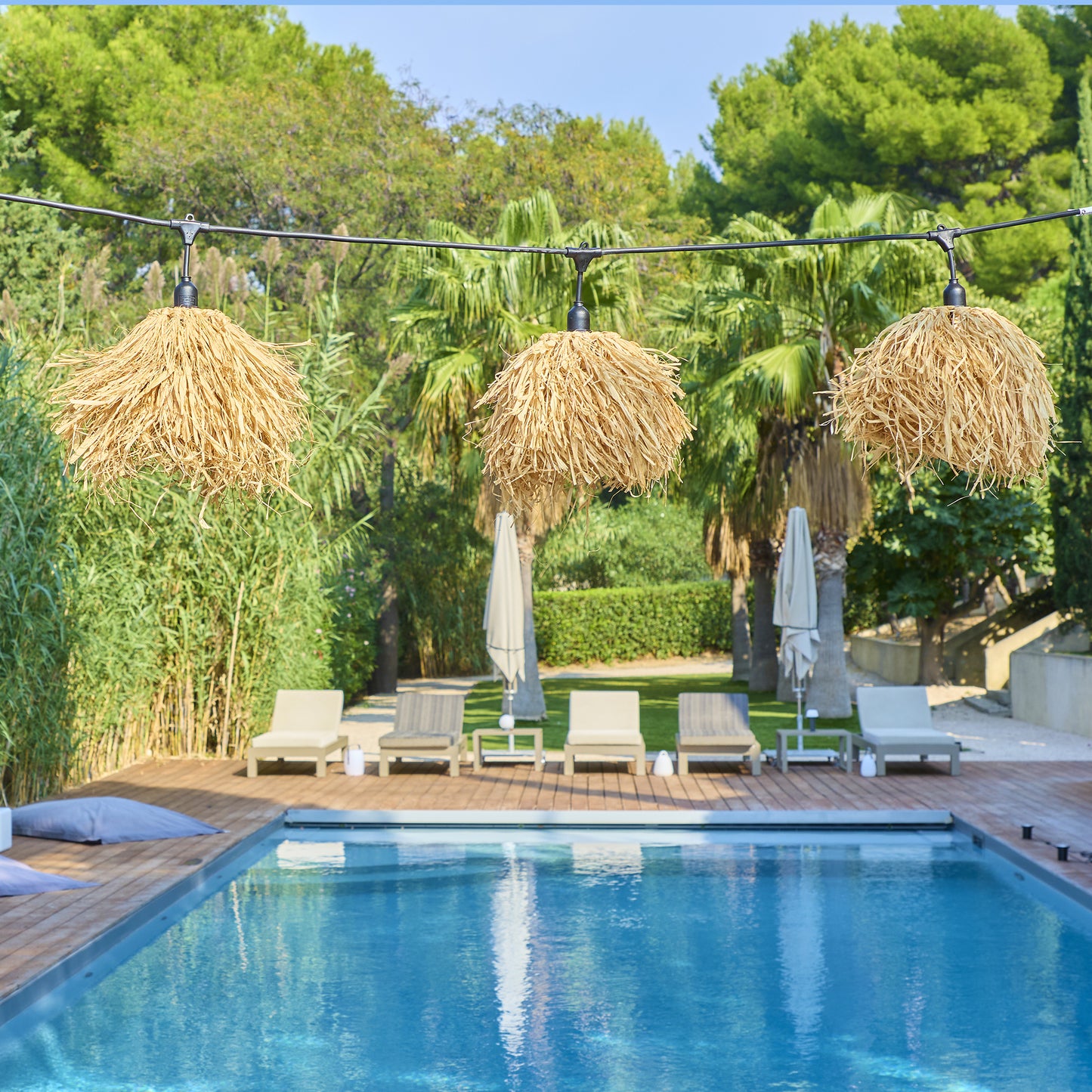 Guirlande lumineuse extérieure raccordable 6m avec 7 ampoules LED filament E27 blanc chaud FRUFRU LIGHT Abat-jour en jute bohème