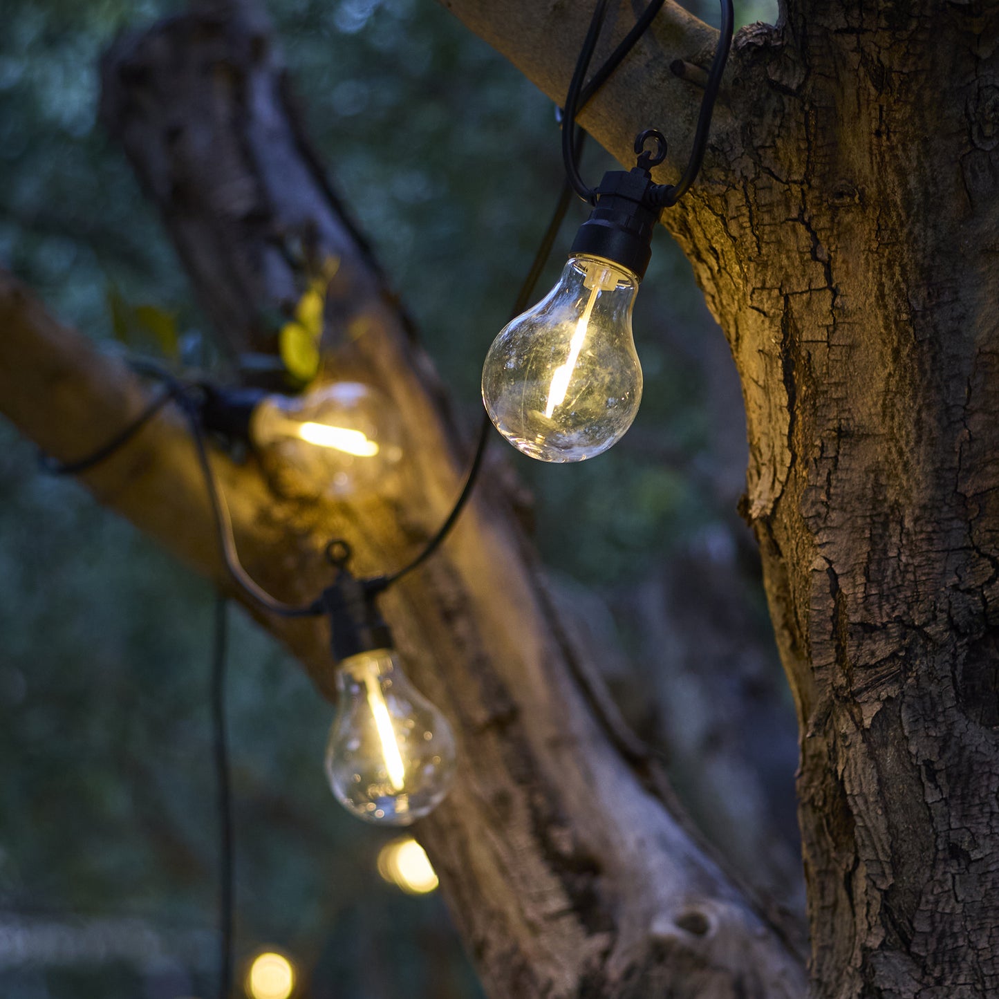 Guirlande lumineuse extérieur  10 globes transparents raccordable LED blanc chaud PARTY CLEAR HYBRID 8m solaire et sur secteur