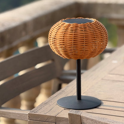 Lampe de table solaire SAMIRA SOLAR avec base module solaire rechargeable avec télécommande H25cm