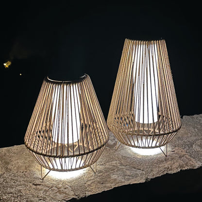 Lanterne solaire décorative avec base LED solaire rechargeable LED blanc chaud SALOMEA SMALL H35cm