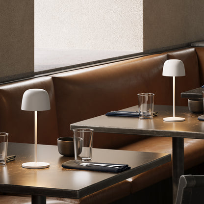 Lampe de table touch sans fil en aluminium blanc LED SOPHIA WHITE blanc dimmable H28cm