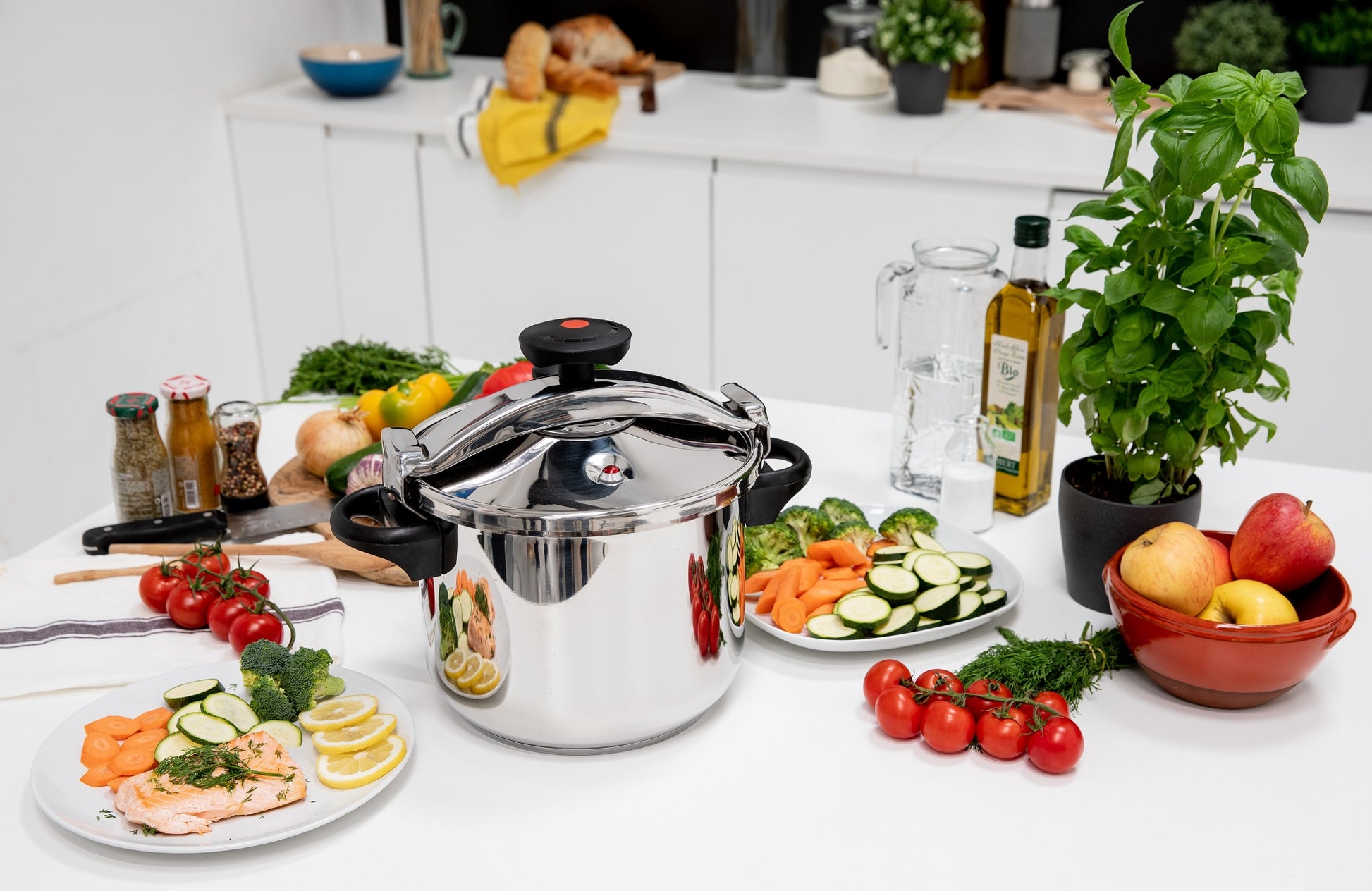 Autocuiseur cocotte minute à étrier Ø24cm 8L CLASSIQUE en acier Inox avec panier cuisson - REDDECO.com